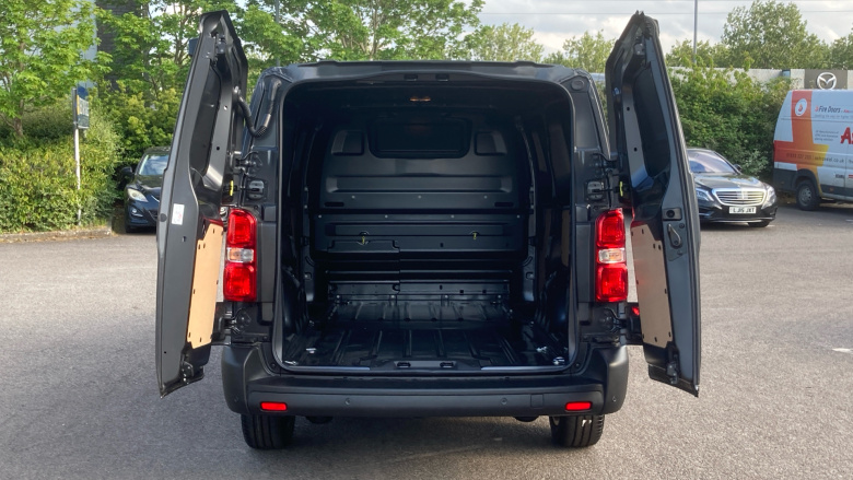 Peugeot Expert Xl Diesel 2.2 BlueHDi 150 Professional Van